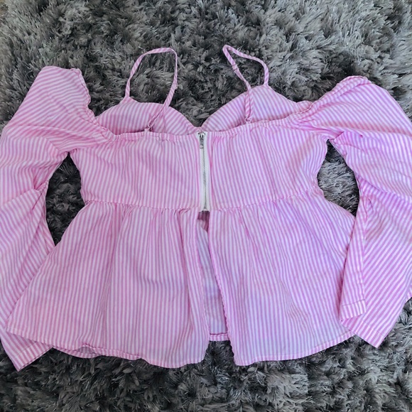 Top - Picture 3 of 4